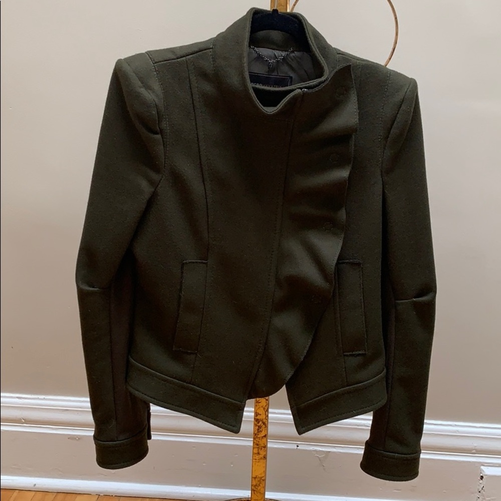 BCBG olive green blazer side medium